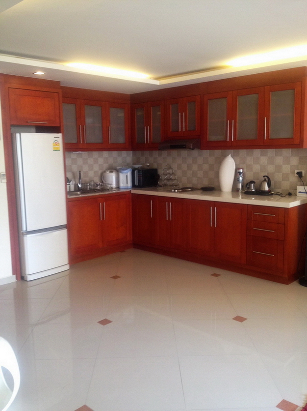 2 Bedrooms Condo for Rent in Center Pattaya