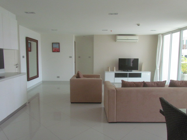 Sea View Condo for Rent in Cosy Beach Pratumnak Hill Pattaya