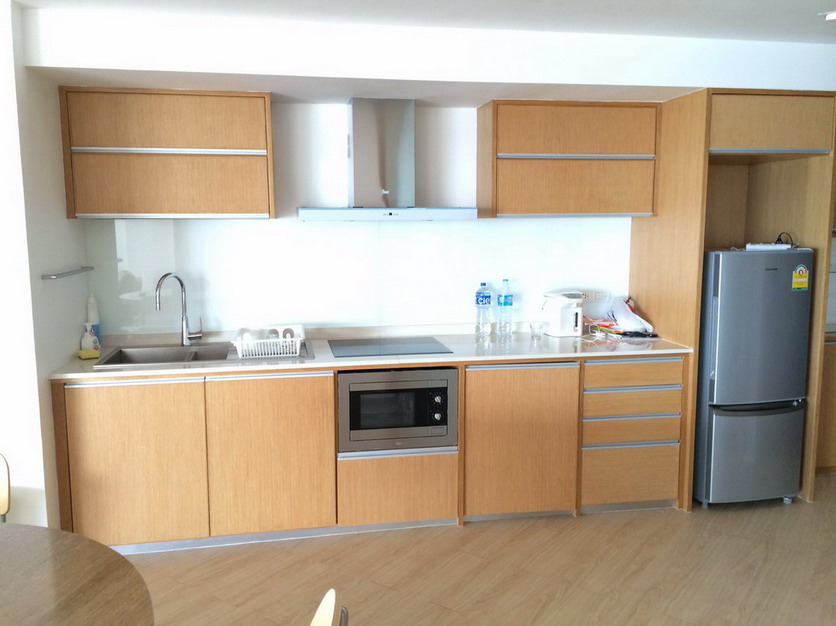 3 Rooms with Sea View Condo for Rent in Wong Amat Beach