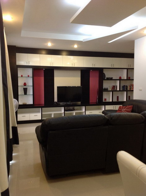 Phratumnak Hill Superb 2 Bedrooms Condo for Sale and Rent