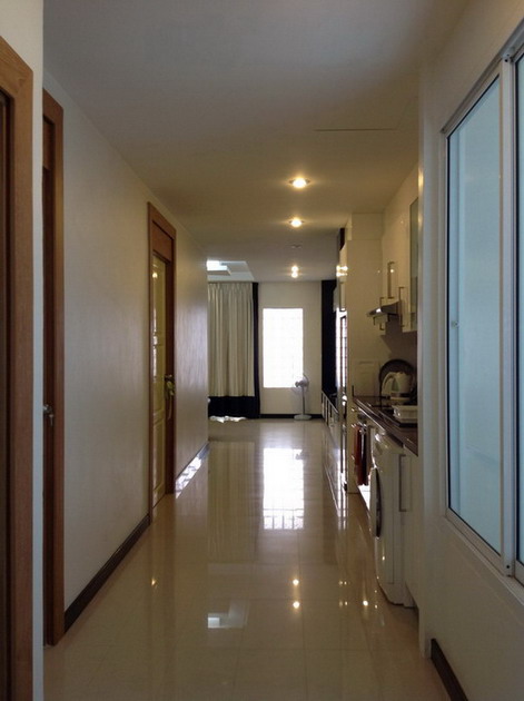 Phratumnak Hill Superb 2 Bedrooms Condo for Sale and Rent