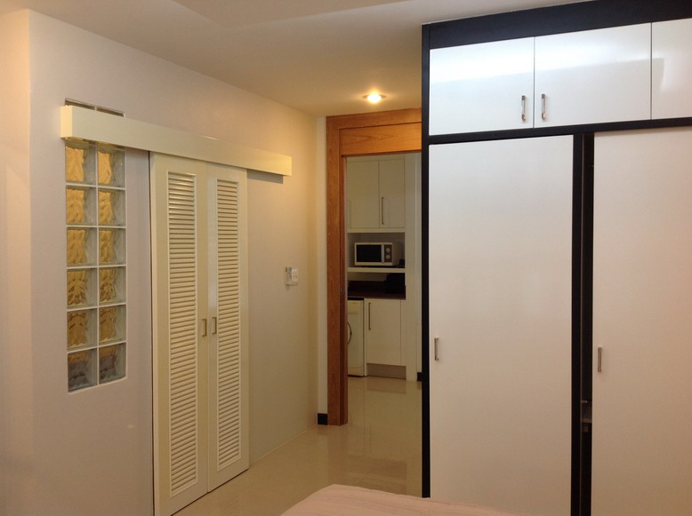 Phratumnak Hill Superb 2 Bedrooms Condo for Sale and Rent