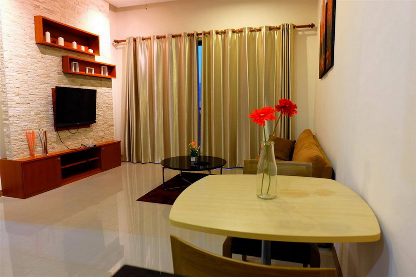 Large 1 Bedroom Condo for Rent in Pattaya