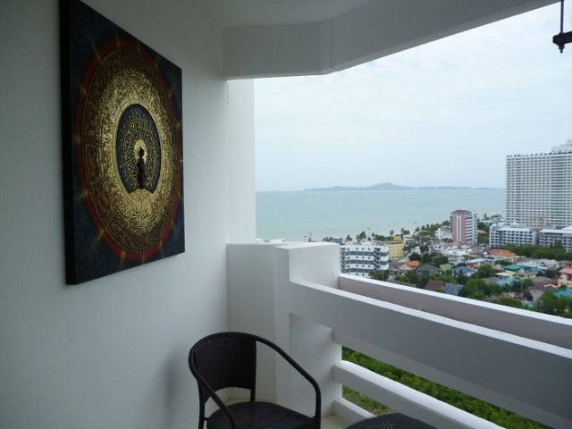 Sea View Jomtien Beach Condo for Sale