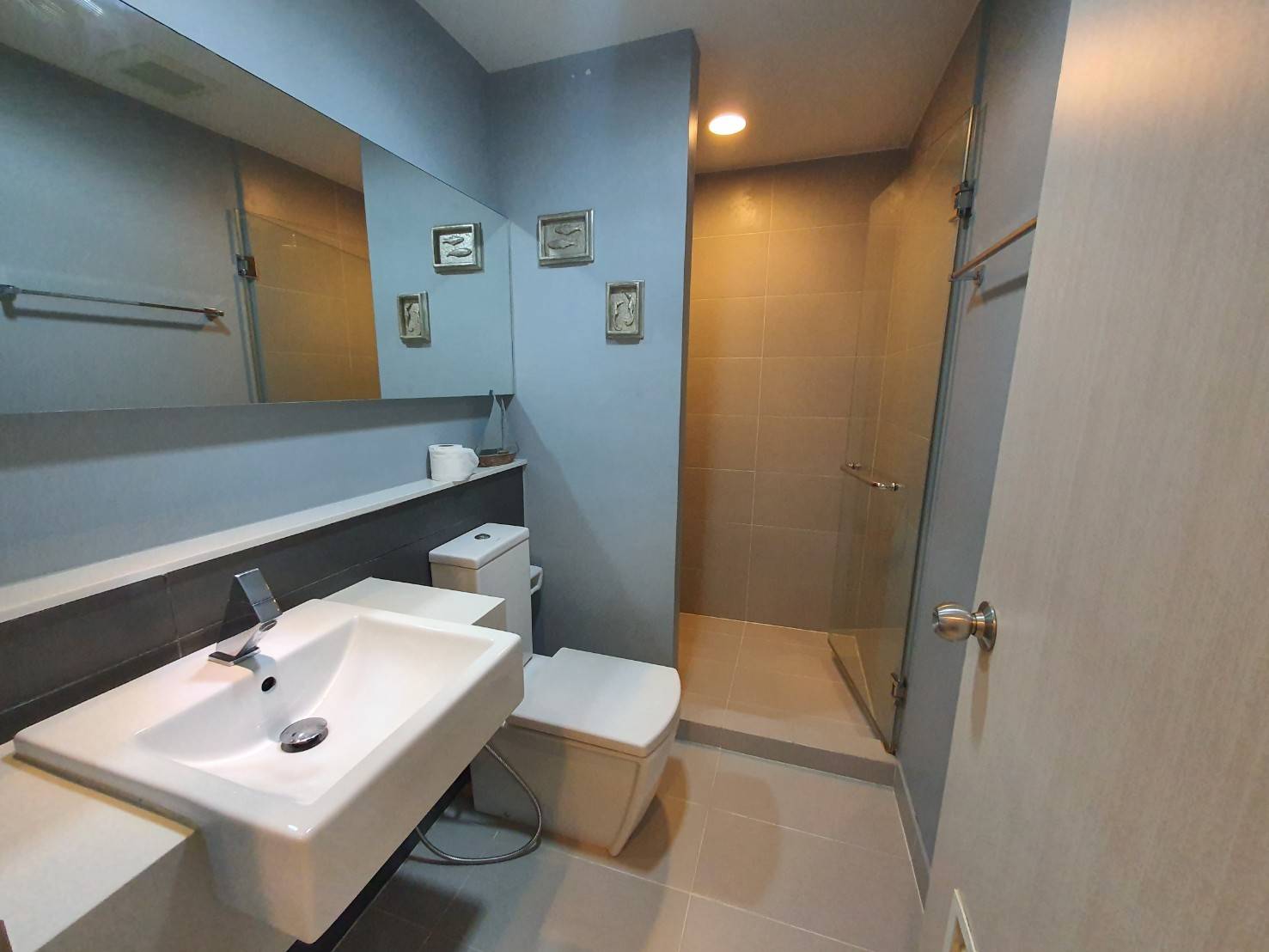 2 Bedrooms Condo for Sale and Rent in Jomtien