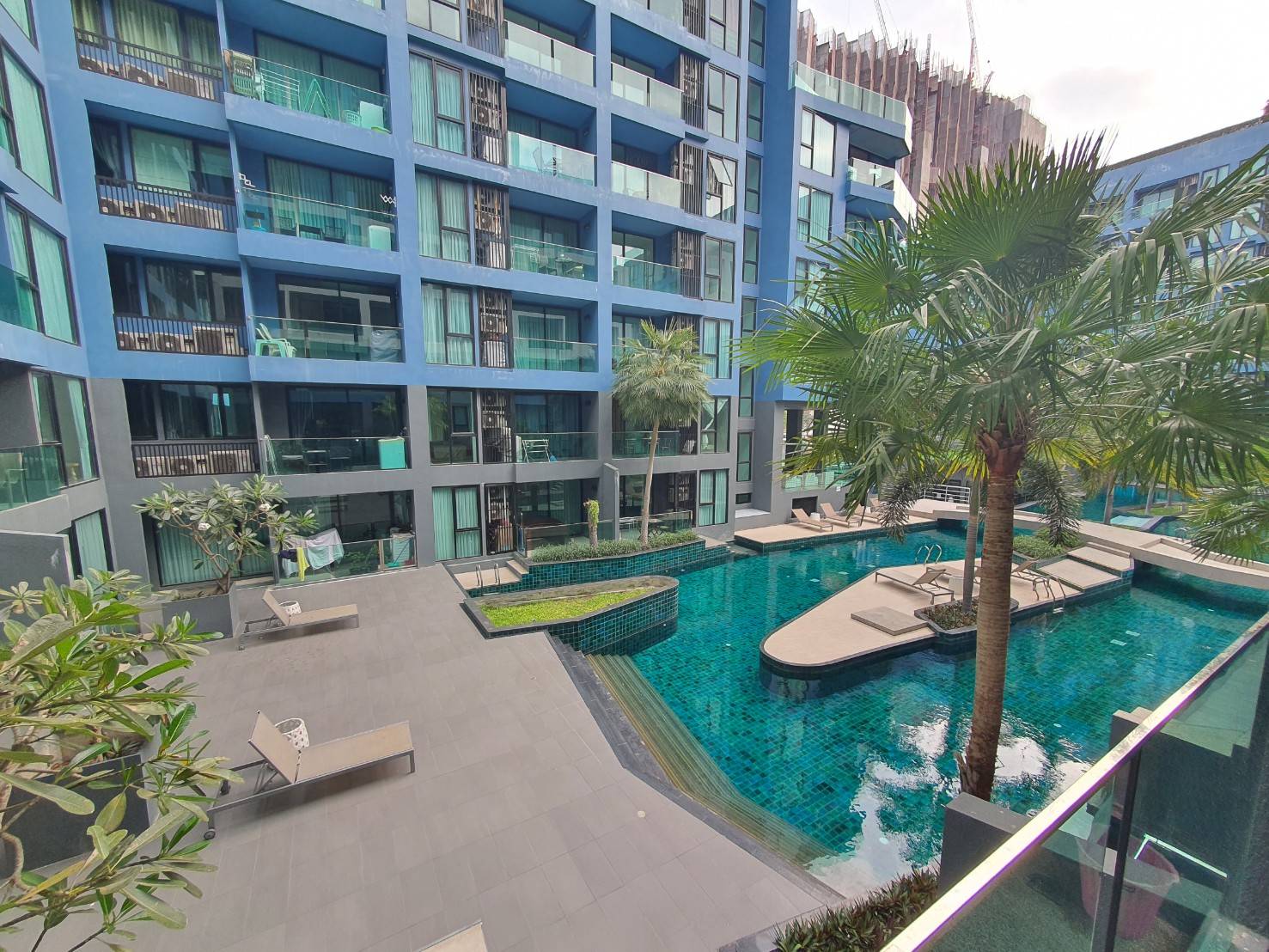 2 Bedrooms Condo for Sale and Rent in Jomtien