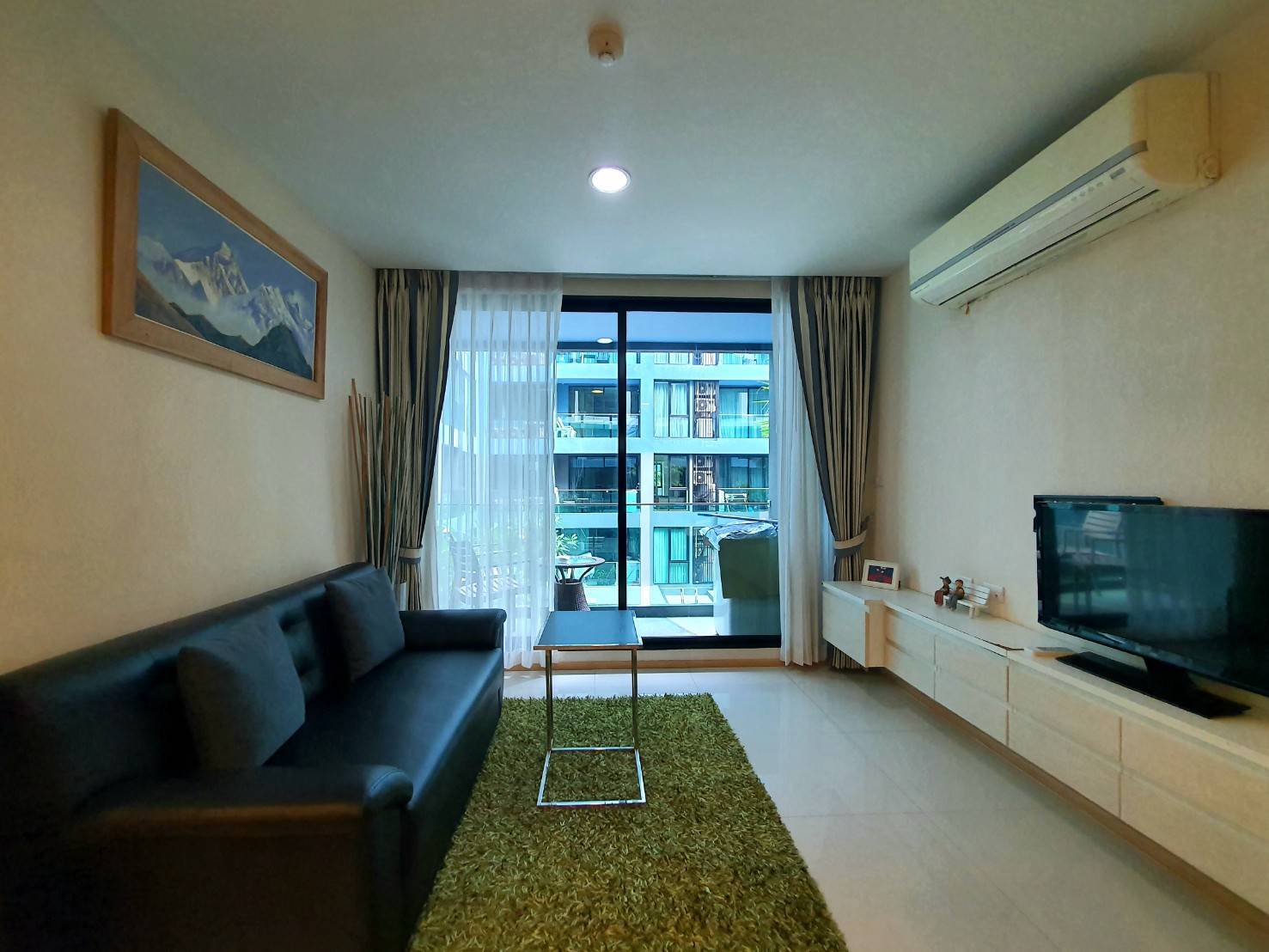 2 Bedrooms Condo for Sale and Rent in Jomtien