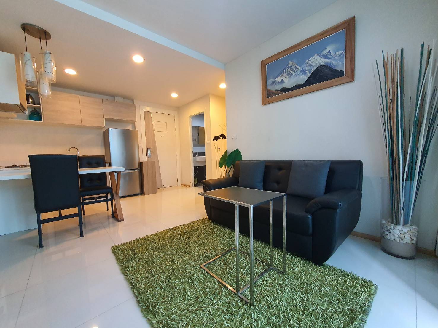 2 Bedrooms Condo for Sale and Rent in Jomtien