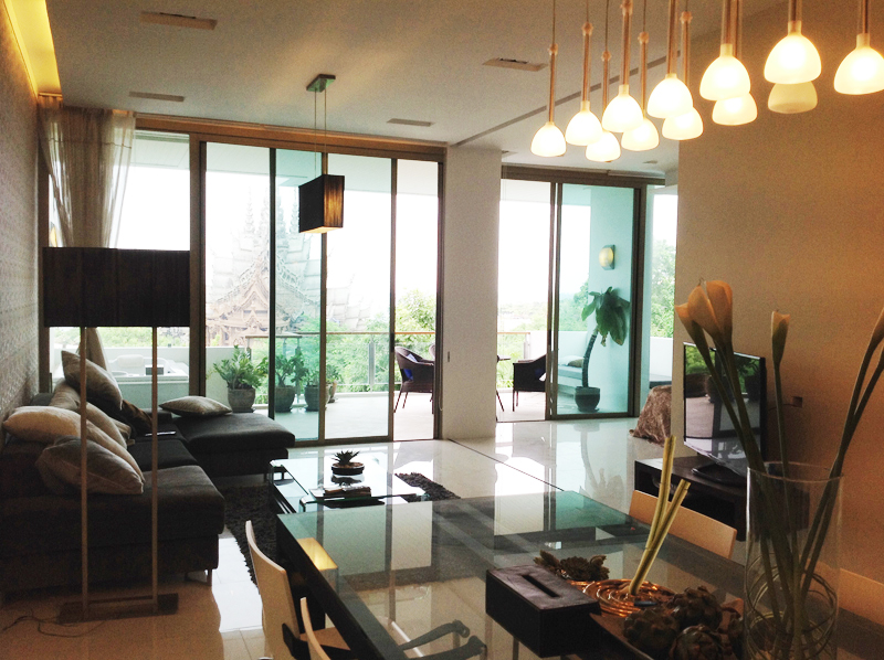 Luxury sea view 2 bedroom Beachfront Condo for Sale Rent in Pattaya