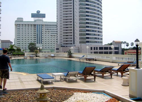 Large Condo For Sale or Rent in Jomtien