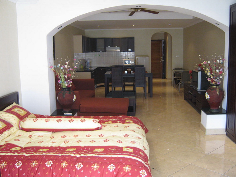 Large Condo For Sale or Rent in Jomtien