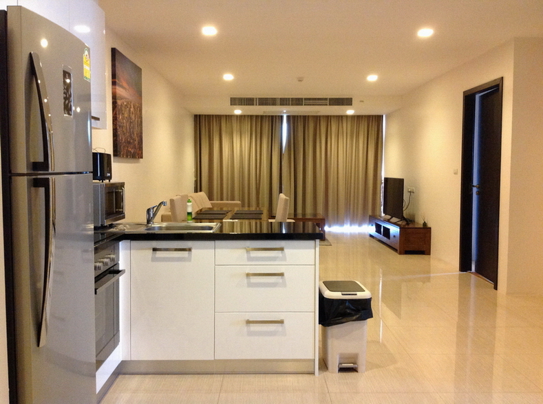 Luxury Sea-view Condo for Rent in Pratamnak Hill