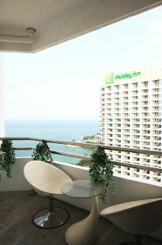 Pattaya Beach Road Large 1 Bed Condo-tel for Sale