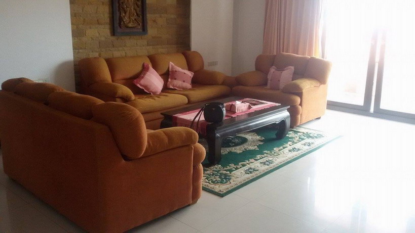 2 Bedrooms Condo for Sale and Rent On Thappraya road