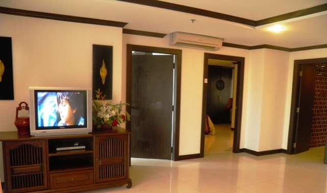 2 Bedrooms Condo for Sale and Rent On Thappraya road