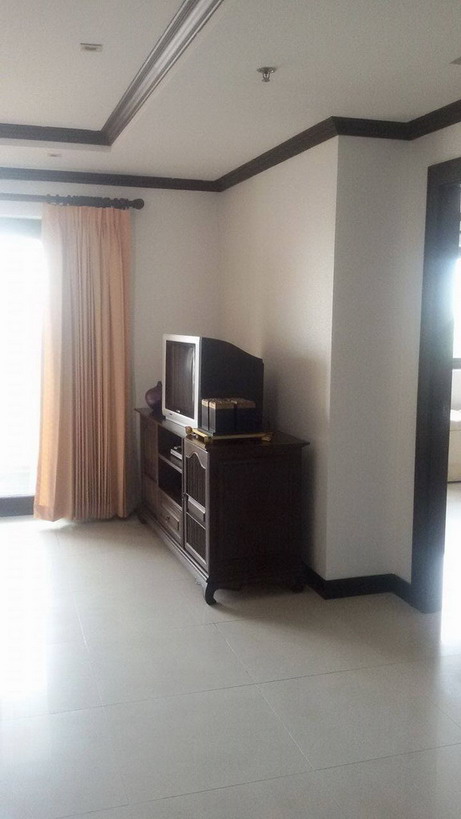 2 Bedrooms Condo for Sale and Rent On Thappraya road