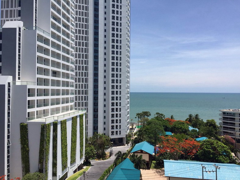 Luxury Condo for Rent in Wong Amat Beach, Pattaya