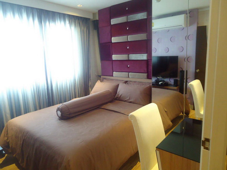 A Beautiful 2 Bedrooms Condo for Sale in Jomtien