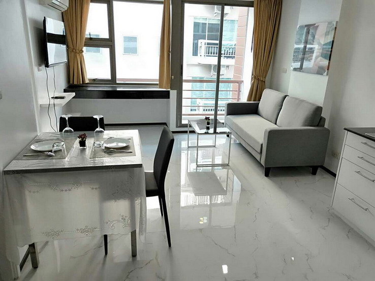 1 Bedroom Condo for Sale Rent in Pattaya Downtown