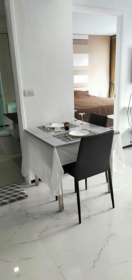 1 Bedroom Condo for Sale Rent in Pattaya Downtown