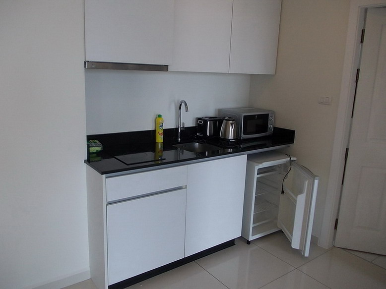 1 Bedroom Condo for Rent on Phratumnak Hill