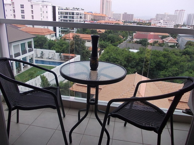 1 Bedroom Condo for Rent on Phratumnak Hill