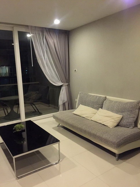 Modern 1 Bedroom Condo for Rent in Pattaya Center