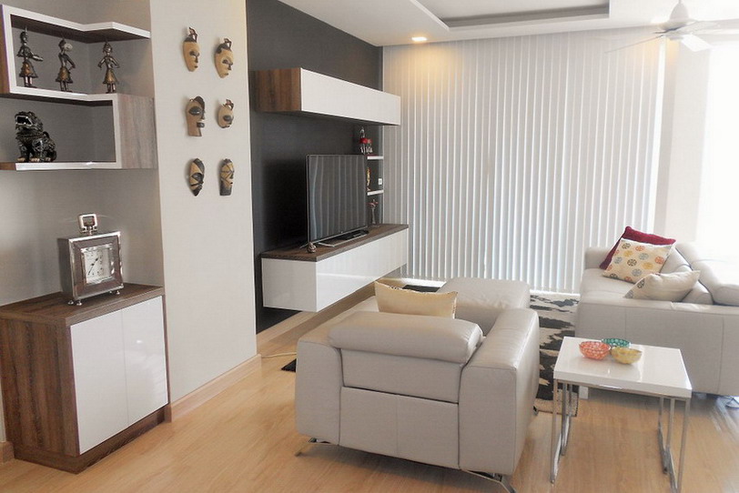 Beachfront 3-Bedrooms Condo for Rent in Jomtien Beach Rd.