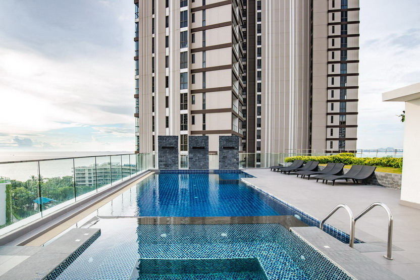 Condo for Sale and Rent in Wong Amat Beach Naklua Pattaya.