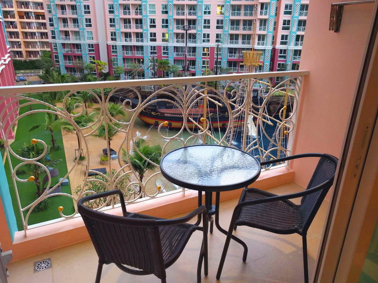 New Condo For Rent on Thappraya Rd. Jomtien Pattaya