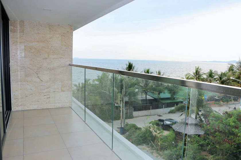 1 Bedroom Condo for Sale in Na Jomtien Beach Front Pattaya