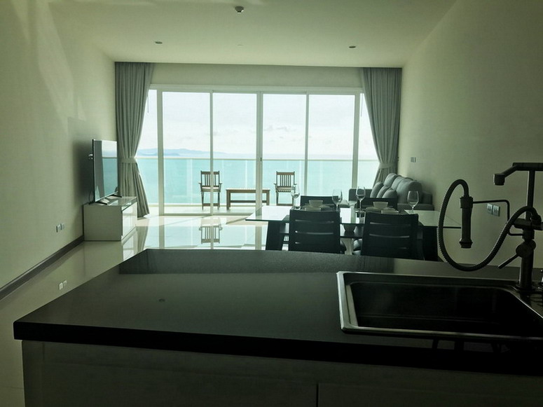 5 Star Beachfront Resort Condo 2 Bedrooms for Rent