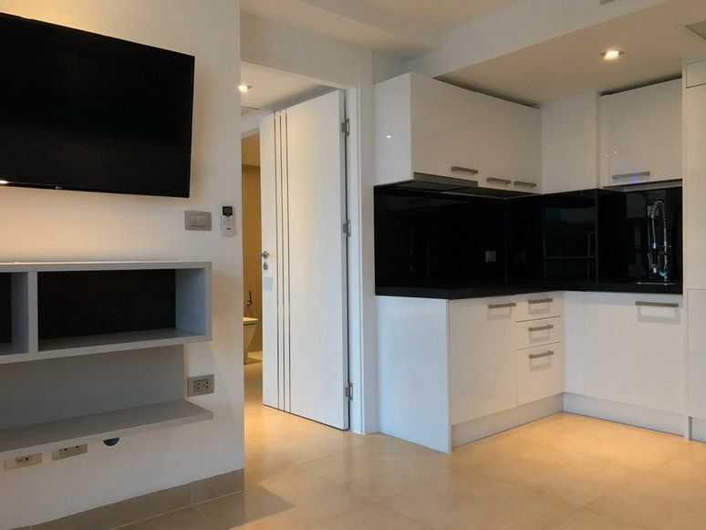 Downtown Condo for Rent in Pattaya City, Thailand