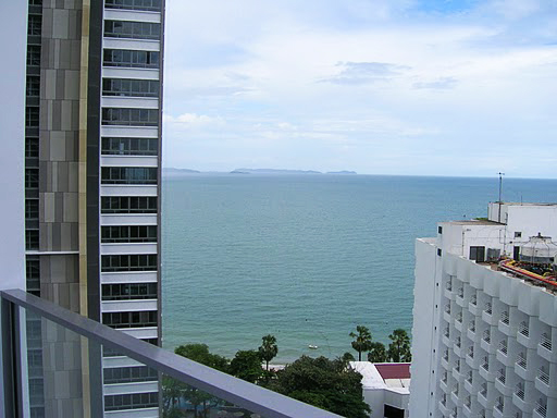 Northpoint Condo For Rent in Wong Amat Beach