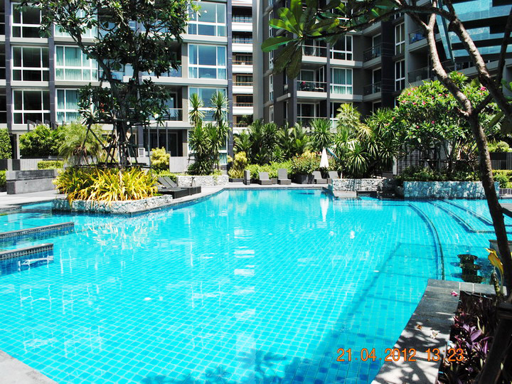 SALE RENT Modern New 2 BED Condo in Central Pattaya