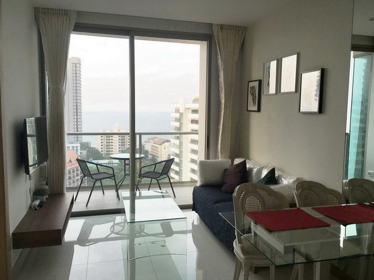 Brand New Luxury Condominium For Rent in Wong Amat Beach Pattaya