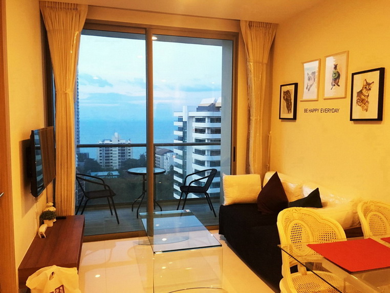 Brand New Luxury Condominium For Rent in Wong Amat Beach Pattaya