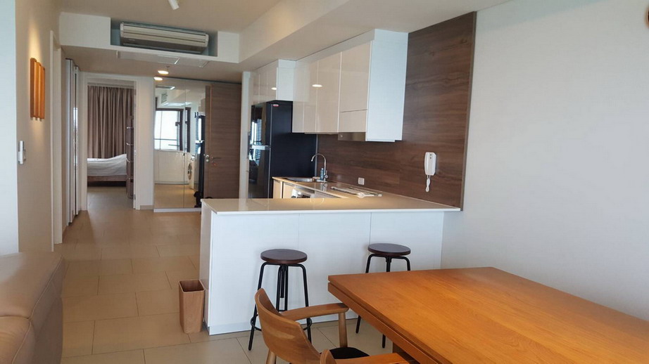 High Rise Beachfront Condo For Rent in Wong Amat Beach Pattaya