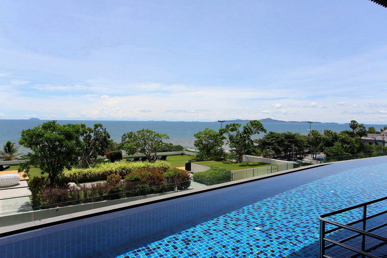 Luxury Beachfront Condo for Sale Jomtien Beach Rd.