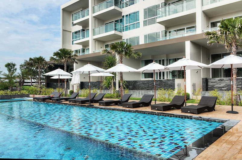 Luxury Beachfront Condo for Sale Jomtien Beach Rd.