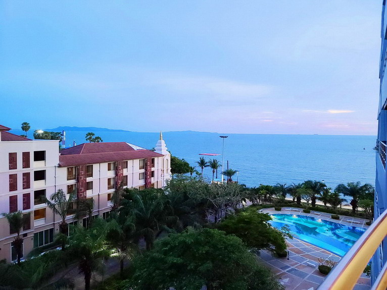 Modern Condo for Sale Rent on Pratumnak Hill Pattaya