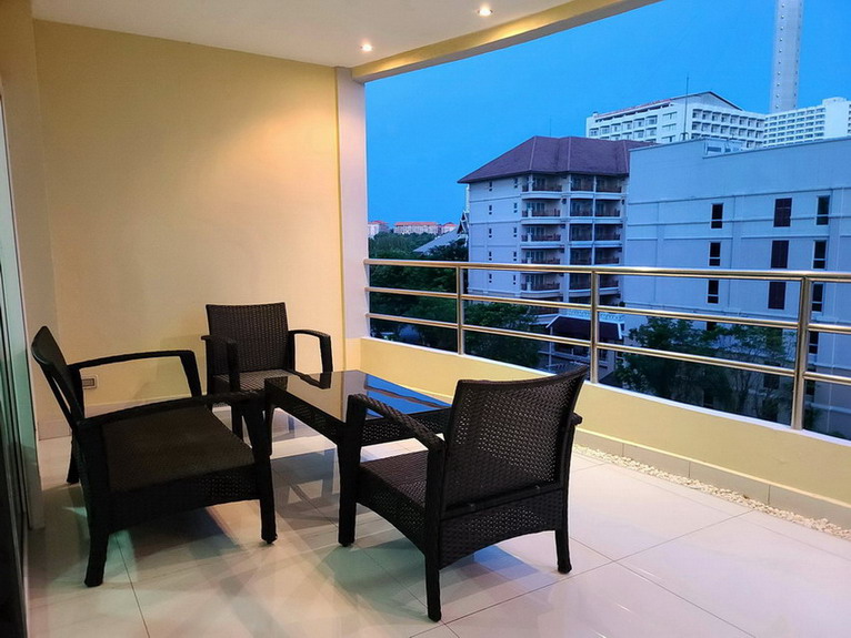 Modern Condo for Sale Rent on Pratumnak Hill Pattaya