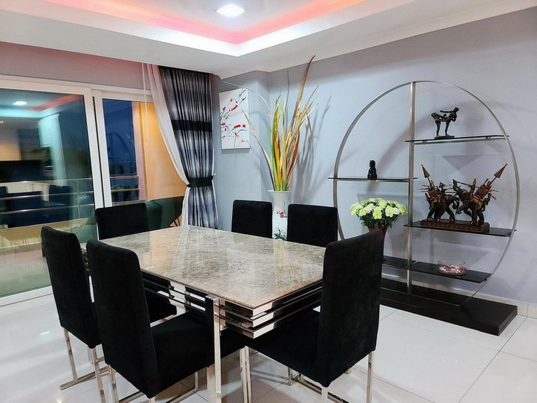 Modern Condo for Sale Rent on Pratumnak Hill Pattaya