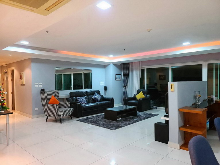 Modern Condo for Sale Rent on Pratumnak Hill Pattaya