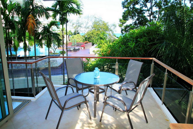 Beachfront Condo for Rent in Wong Amat Beach Pattaya