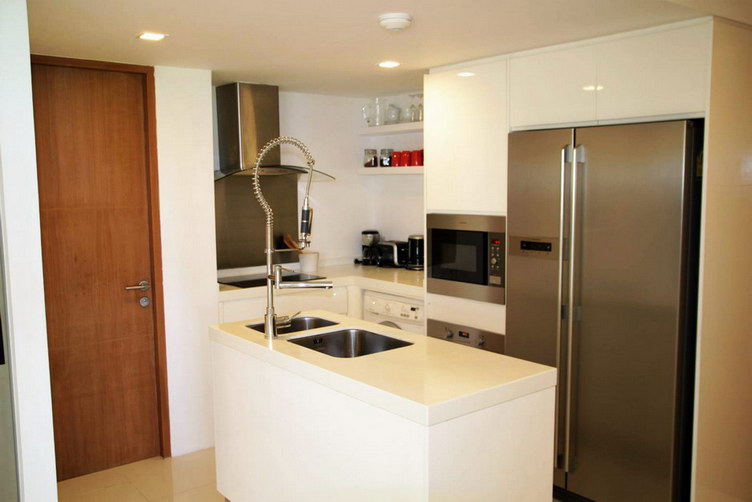 Beachfront Condo for Rent in Wong Amat Beach Pattaya