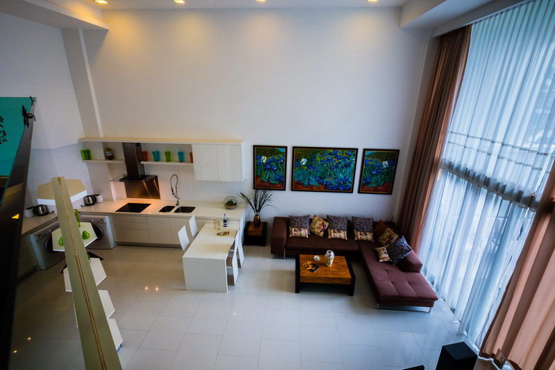 Duplex For Rent with Private Beach in Wong Amat Beach, Pattaya