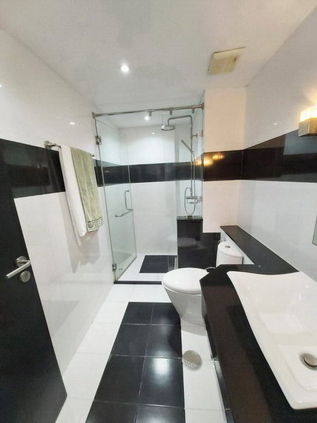 Studios for Rent Pattaya Downtown