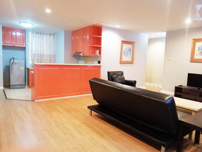 Large 2 Bedrooms Condo For Rent Jomtien Beach, Pattaya