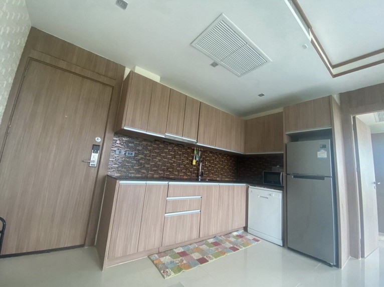 Lovely Sea View Condo for Sale Na Jomtien, Pattaya